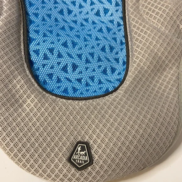 Arcadia Trail cooling vest for dogs. Hiking size Small NWT - Picture 3 of 12